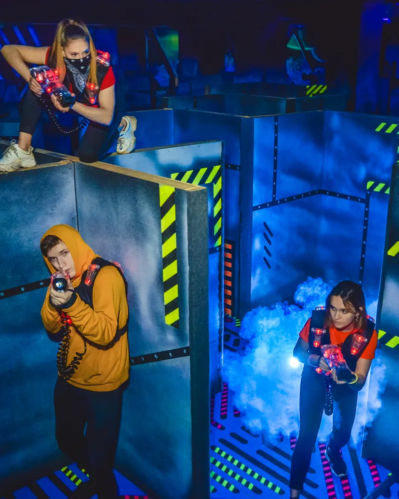 Игроки в лазертаг в LaserLand — фото 5