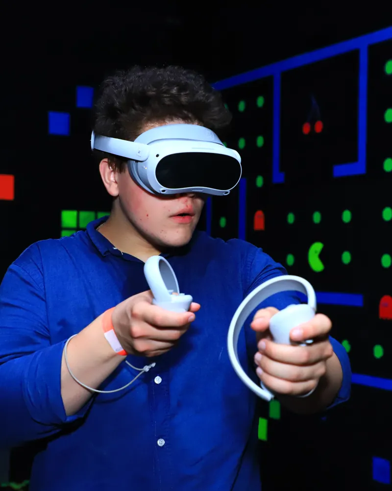 Игроки на VR-арене LaserLand — фото 2