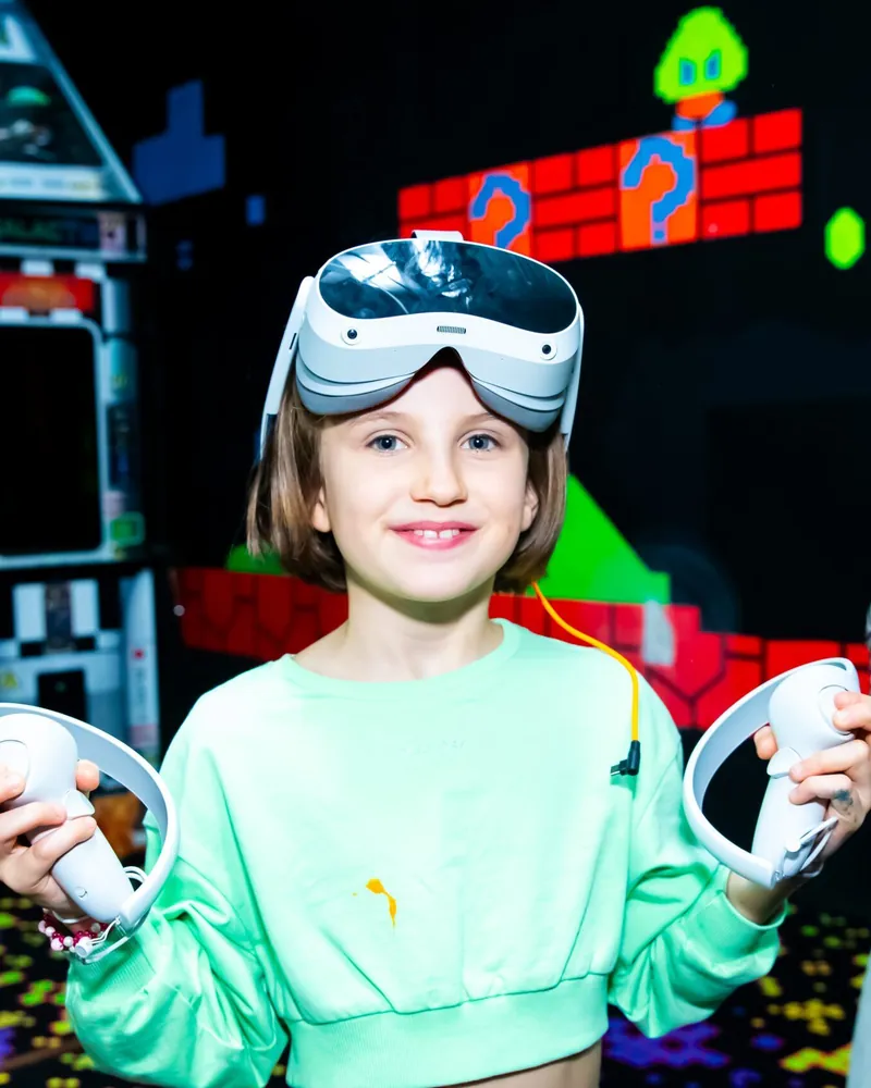 Игроки на VR-арене LaserLand — фото 6
